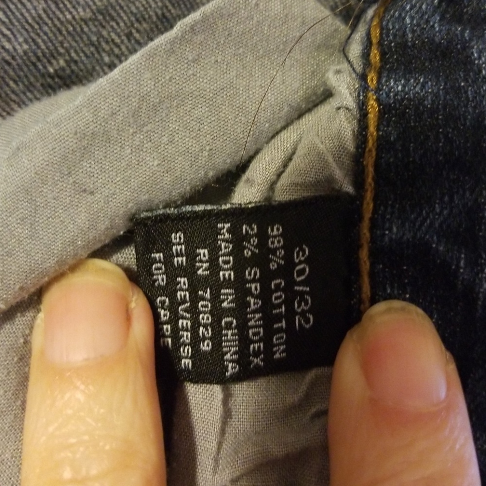 Jeans - Picture 2 of 4